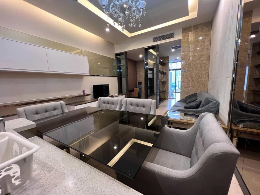 Dorsett Bukit Bintang With Bathtub By Prestige Pangsapuri