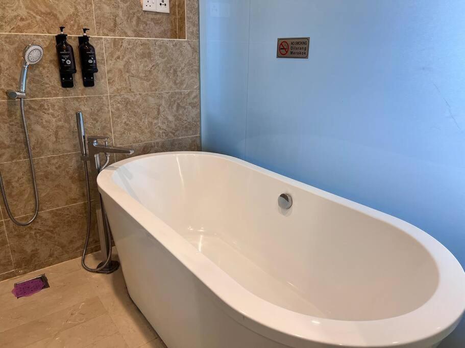Dorsett Bukit Bintang With Bathtub By Prestige * Kuala Lumpur